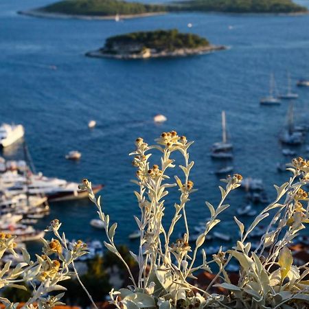 Feelhvar Along Bluelagoon Beach Хвар Экстерьер фото