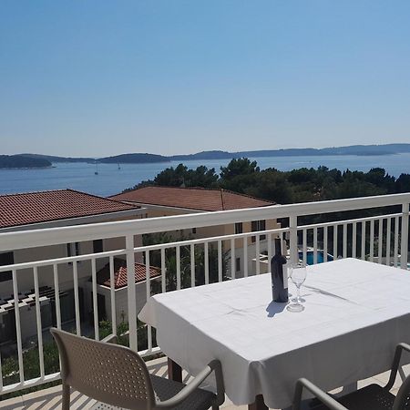 Feelhvar Along Bluelagoon Beach Хвар Номер фото