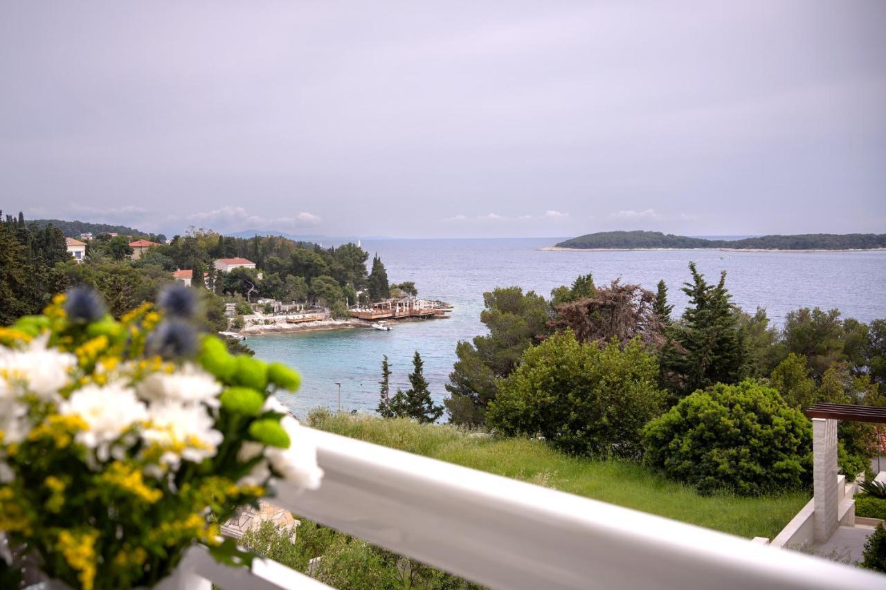 Feelhvar Along Bluelagoon Beach Хвар Экстерьер фото